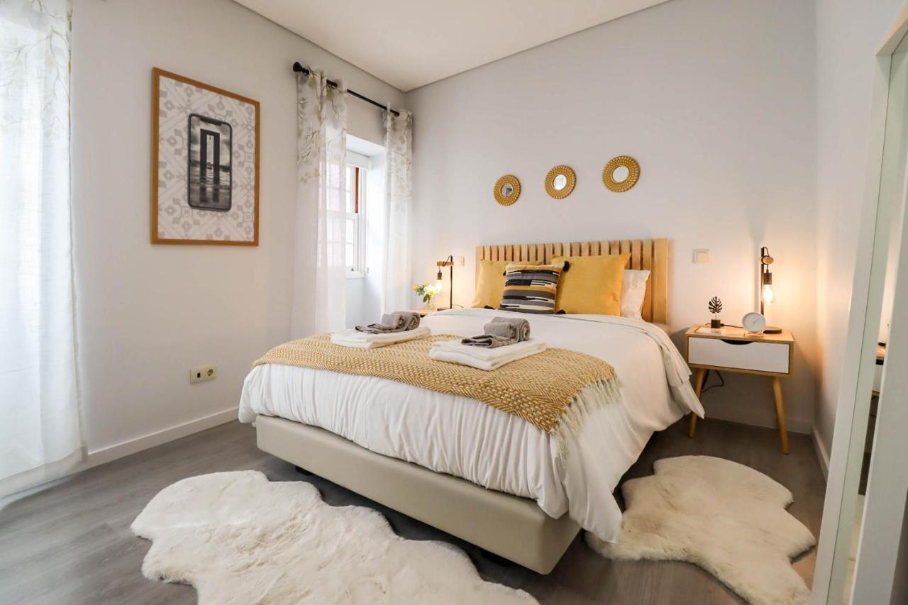 Viana Central - Historical City Centre Apartment เวียนา โด กัสเตโล ภายนอก รูปภาพ