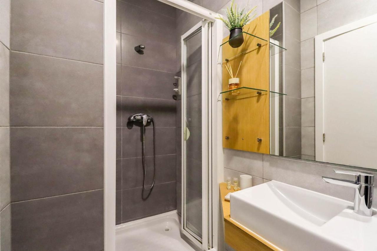 Viana Central - Historical City Centre Apartment เวียนา โด กัสเตโล ภายนอก รูปภาพ