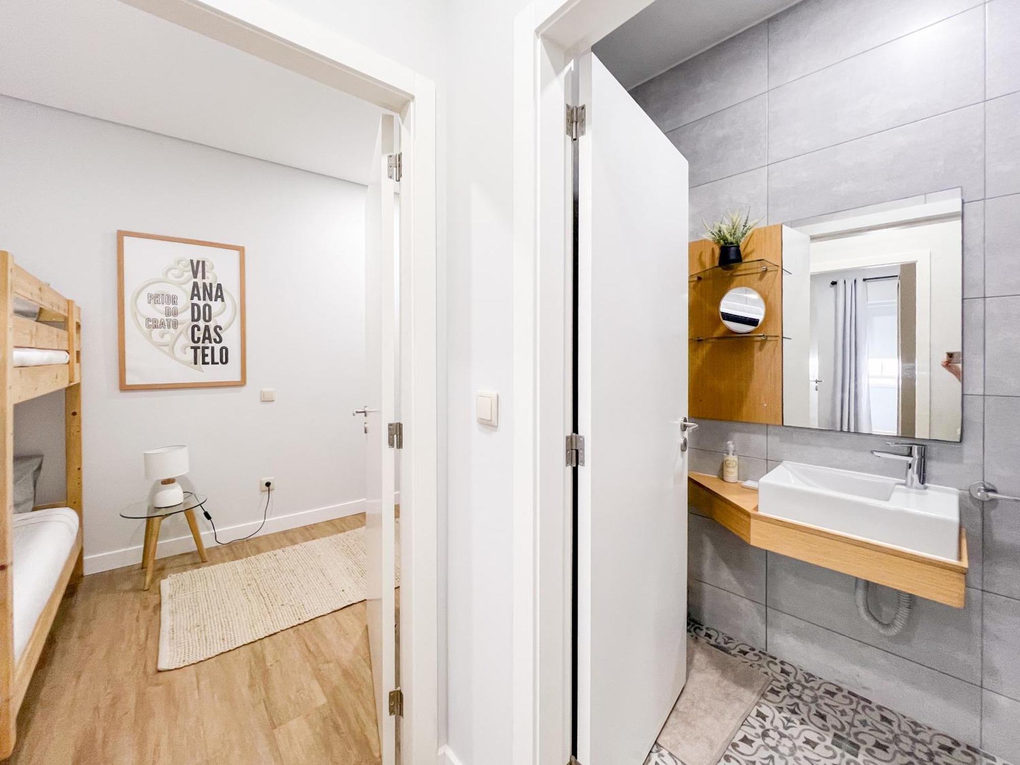 Viana Central - Historical City Centre Apartment เวียนา โด กัสเตโล ภายนอก รูปภาพ