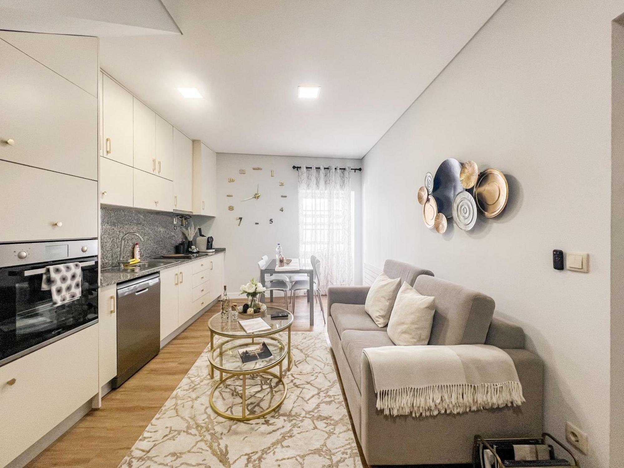 Viana Central - Historical City Centre Apartment เวียนา โด กัสเตโล ภายนอก รูปภาพ